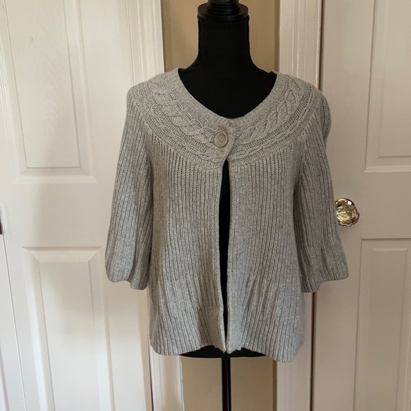 White House Black Market sweater. Size: Small. - Picture 1 of 2